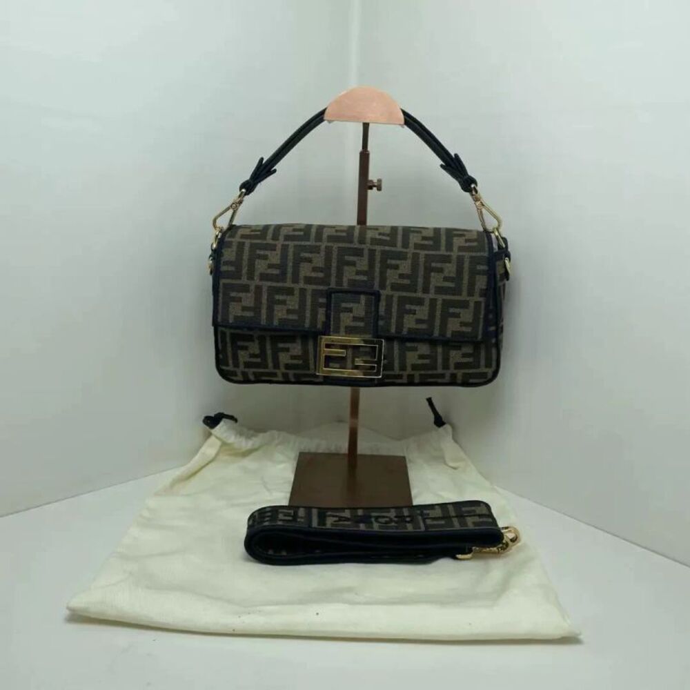 Fendi Women Pre-Loved Bag Very Good Condition